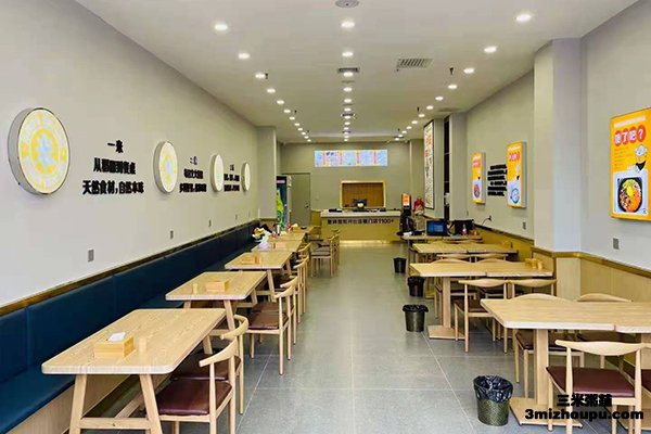 新疆喀什三米粥鋪店店內(nèi)